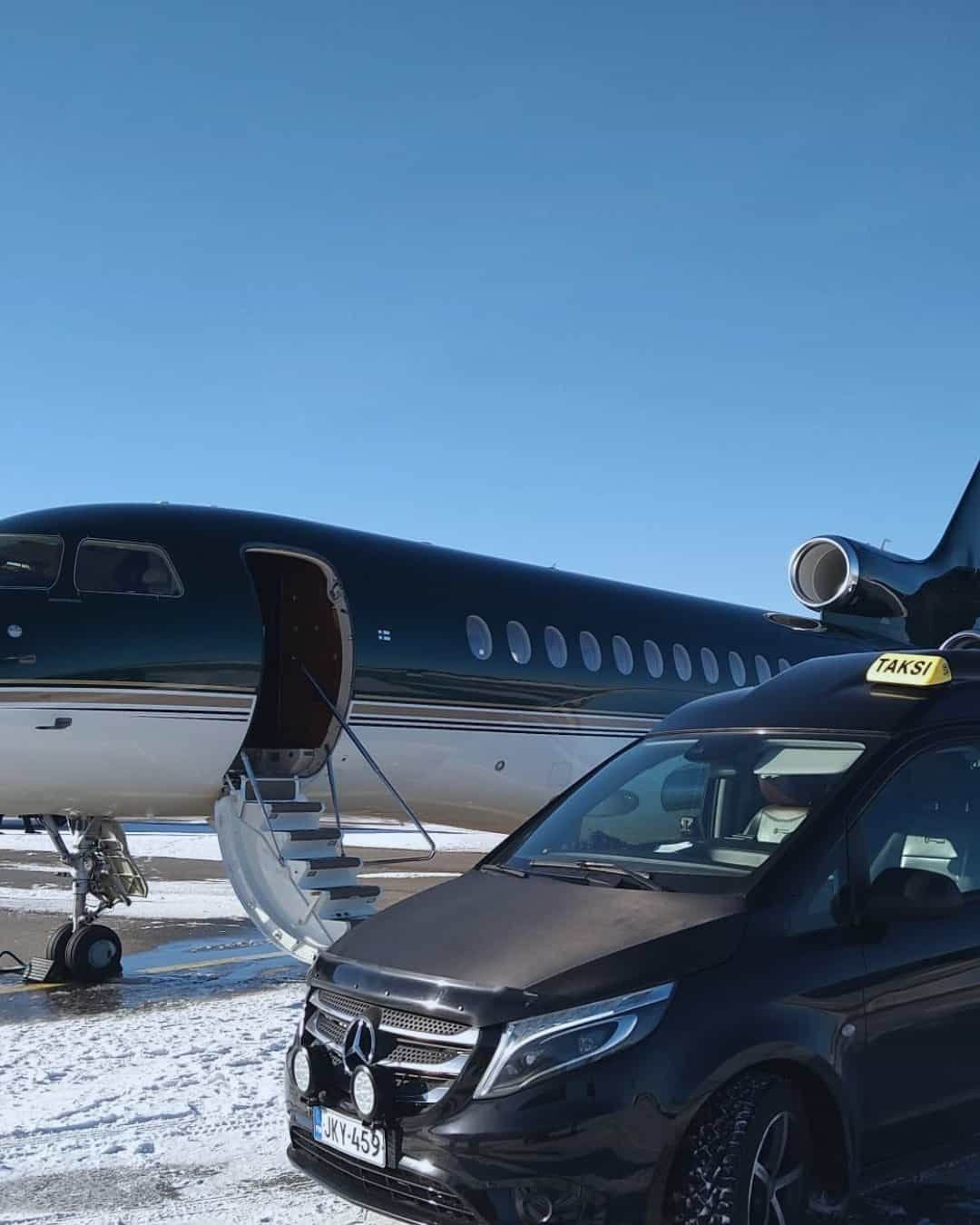 VIP private transfer in Rovaniemi with comfortable seating