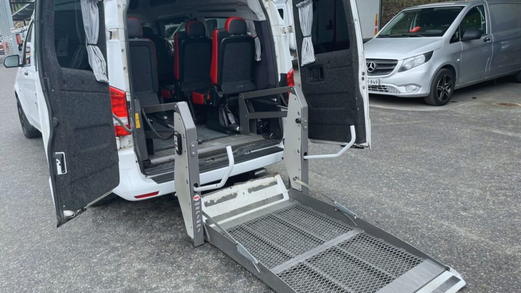 accessible invalid taxi service in rovaniemi